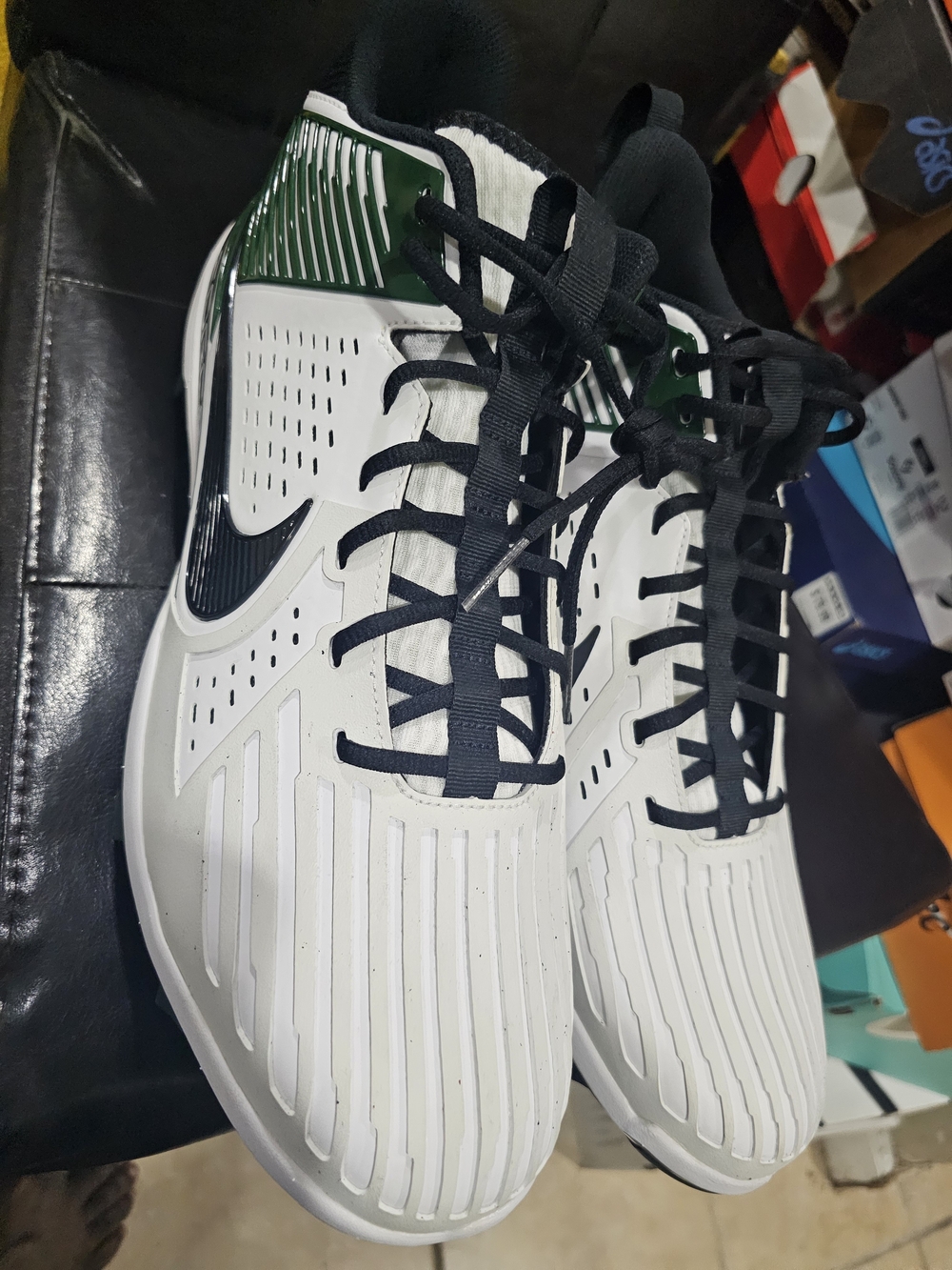 Men's White and Green Athletic Shoes - Nike